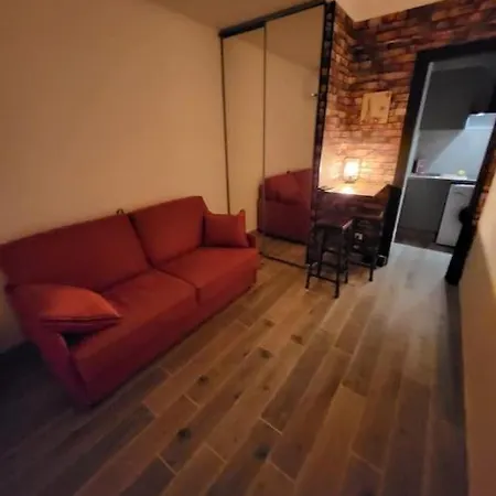 Studio Rez De Jardin Appartement *