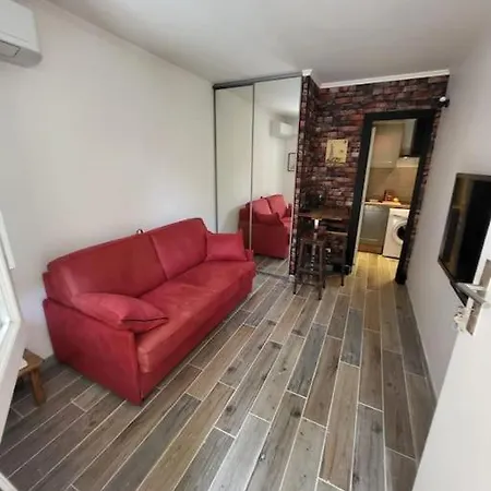Studio Rez De Jardin
